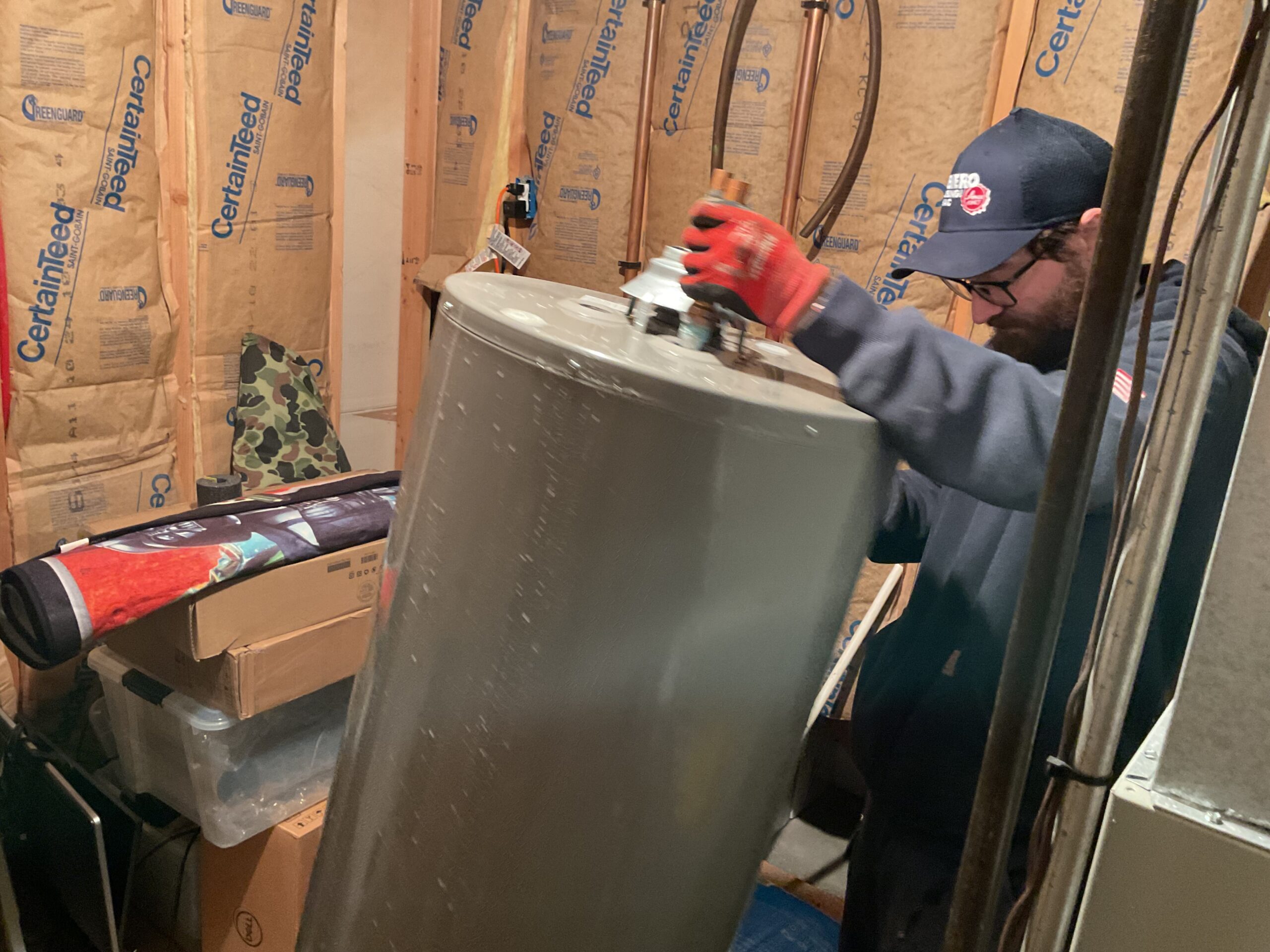 Albiero tech connecting fittings on top of water heater